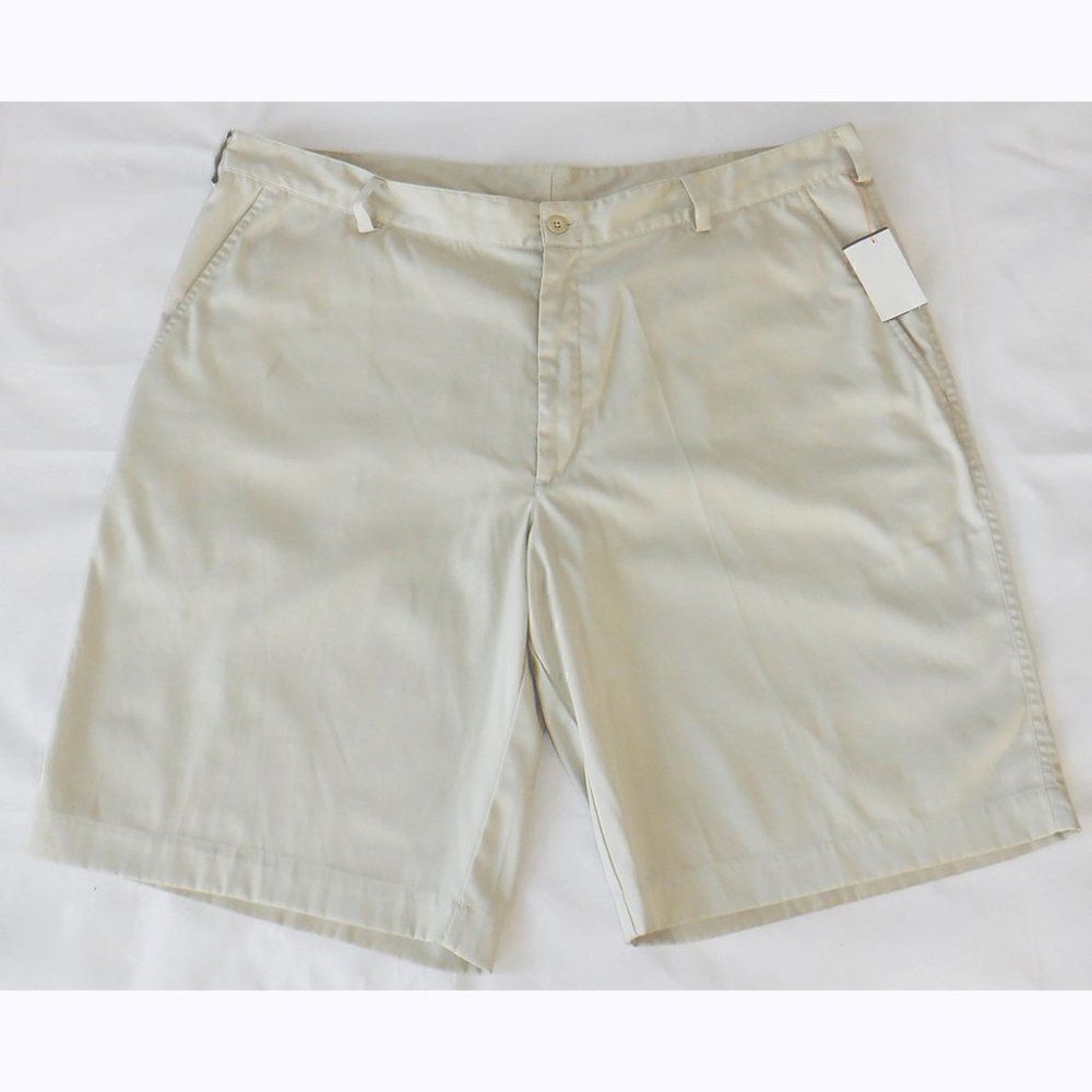 Nike Golf tan shorts - sz 40